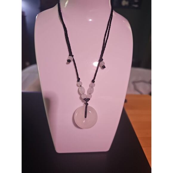 Beautiful! Natural Jade Peace Lucky Buckle Pendant Necklace Healing Adjustable - Picture 3 of 12